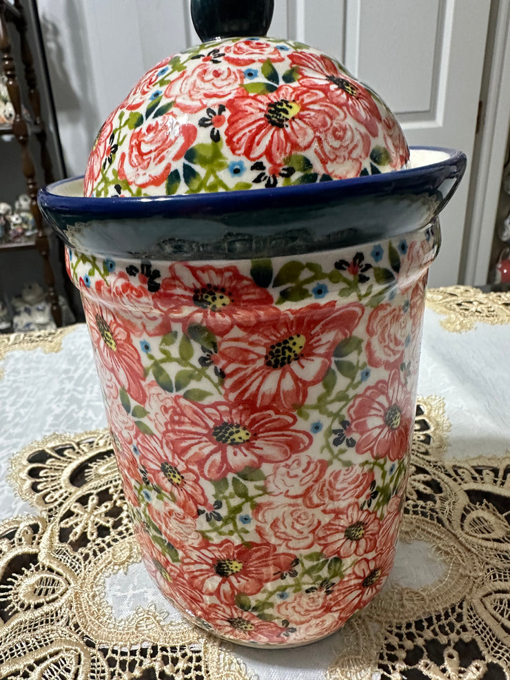 1 liter Canister Container.  7” tall